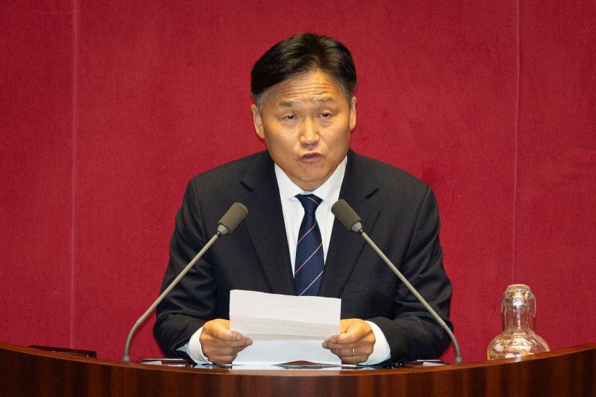 與김영진 “李 지지율 하락, 부동산·주식 영향…레버리지 ETF 도입 책임져야””