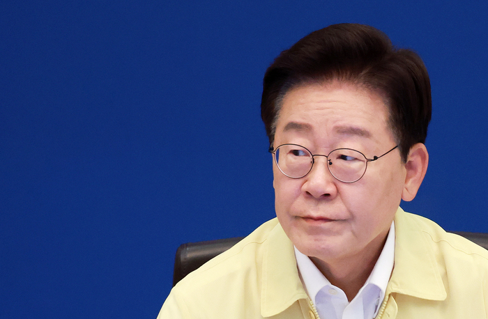 [속보] 이 대통령 지지율 45%로 반등했지만…‘부동산’ 부정평가 4주째 1위