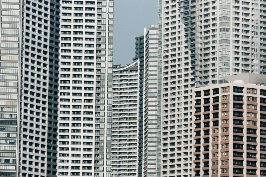 7월 미분양 6만8217호로 1.1% 증가, 준공 후 미분양은 2.1% 감소…거래까지 같이 볼 이유