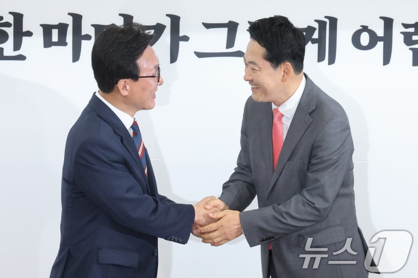김민석·장동혁 '첫 만남'…수시 대화 공감대 속 대법관·부동산 '신경전'