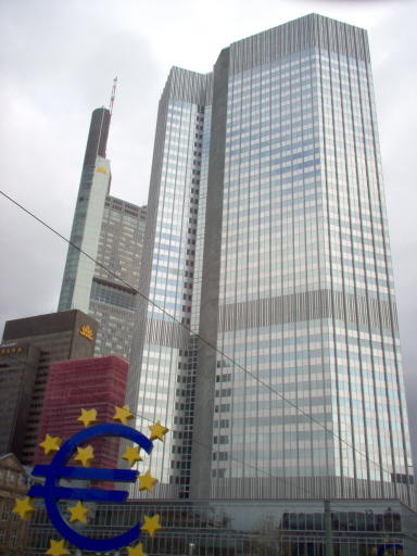 ECB 예금금리 2.5%로 인상…유럽 ETF·채권 투자자가 볼 인플레이션 숫자