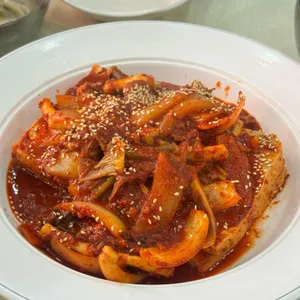 신도칼국수 두부두루치기
