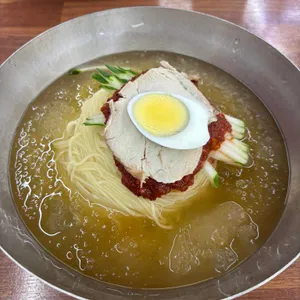 물밀면 한 그릇