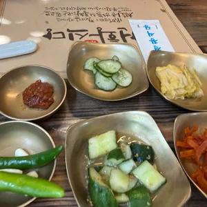 여러 기본 반찬